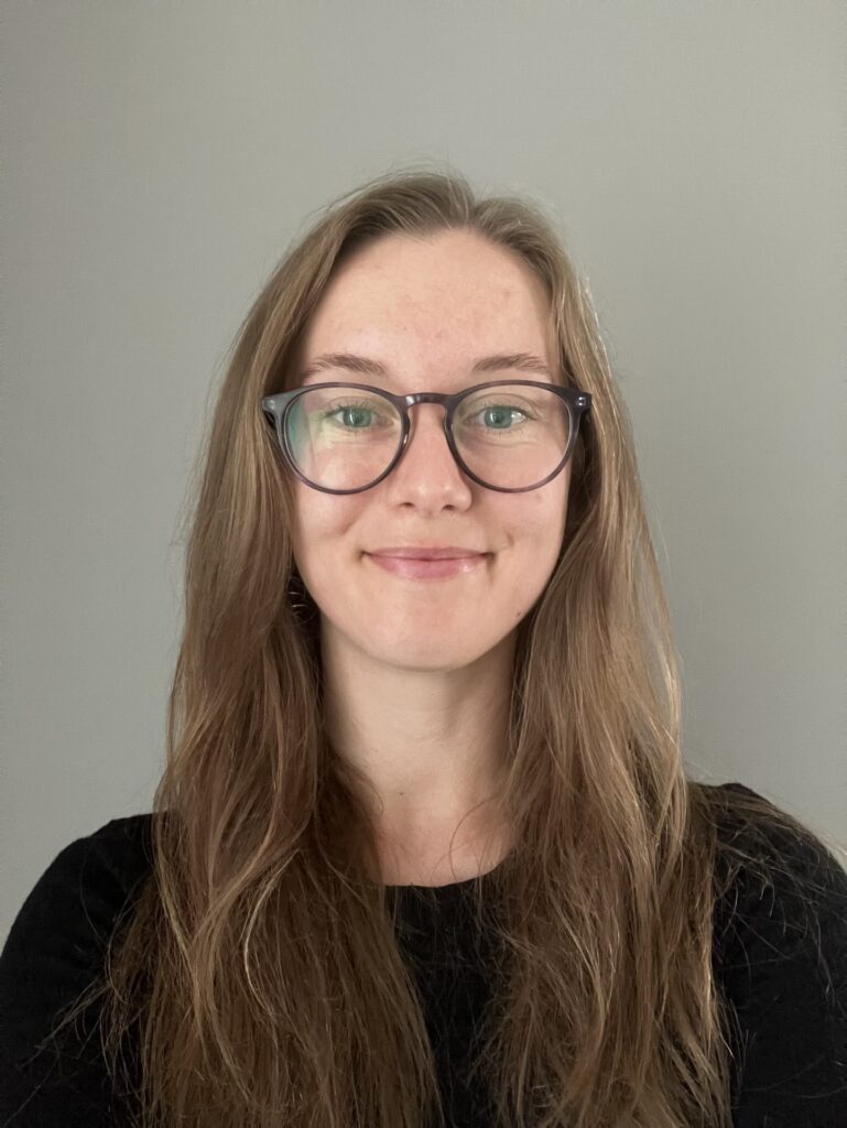 Headshot of Alexandra Pepetone